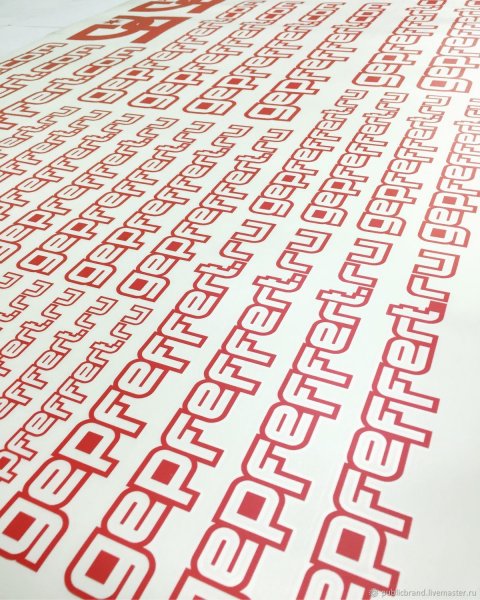 Плоттерная резка наклеек