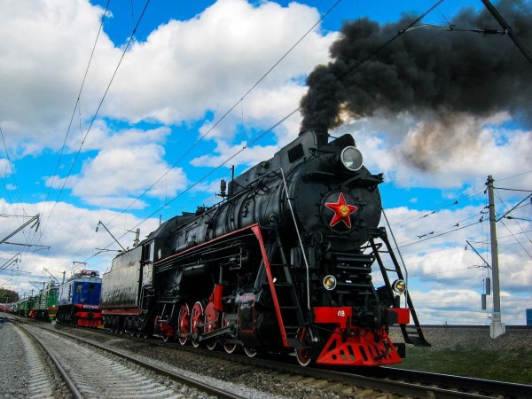 С праздником железнодорожника