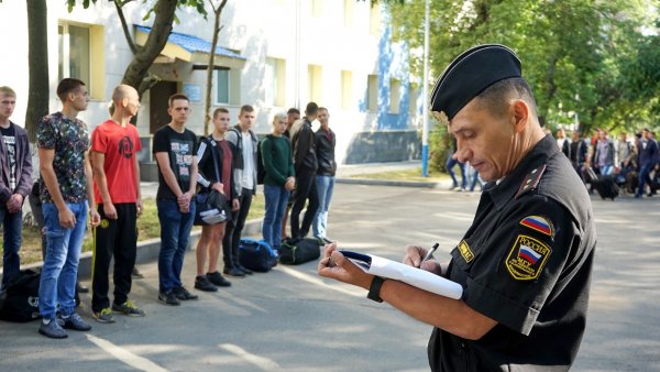 Десантник с пулеметом