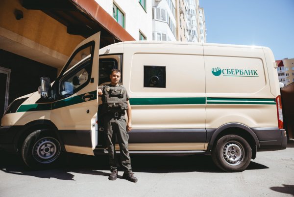 Форд инкассатор