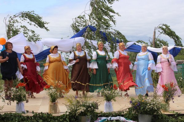 Сценки на день села