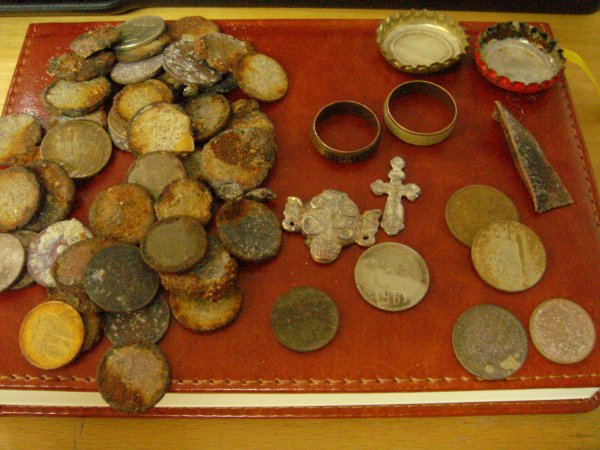 Обнаружили в лесу боевые снаряды Российской армии