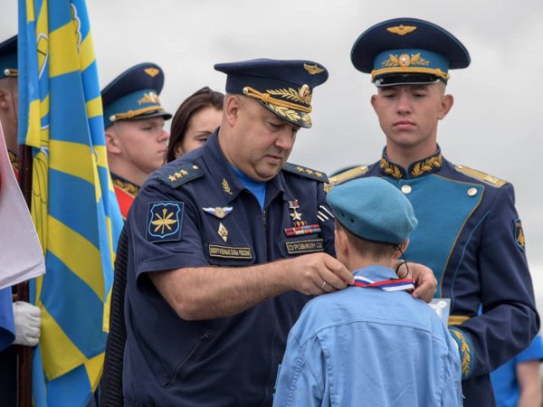 Воздушно-космические силы праздник