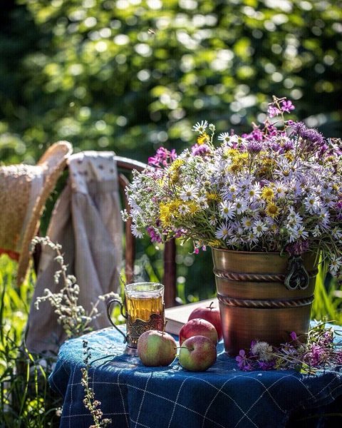 Августовское лето