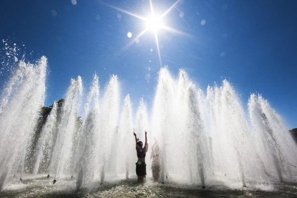 Фонтан бьющий к солнцу