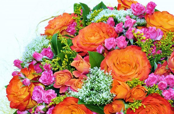 Разноцветные цветы букет