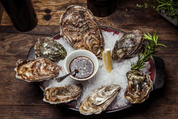 Двустворчатые моллюски устрицы