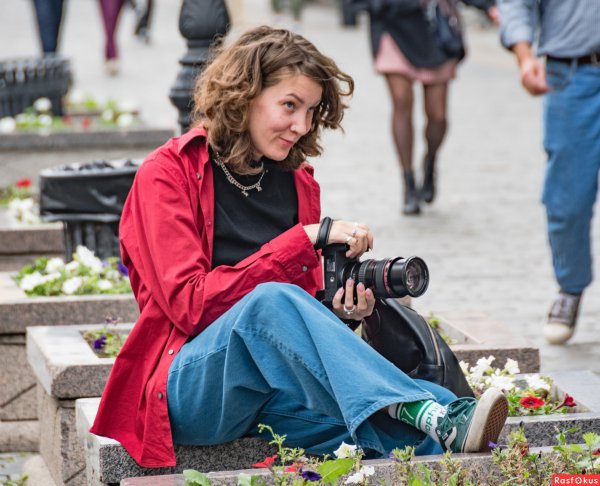 Пусть в Вашу дверь постучится счастье