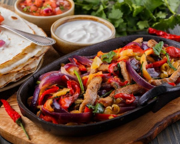 Мексиканский фахитос с говядиной