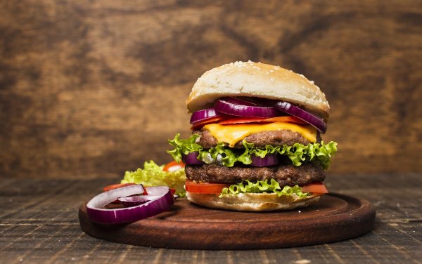 Три бургера