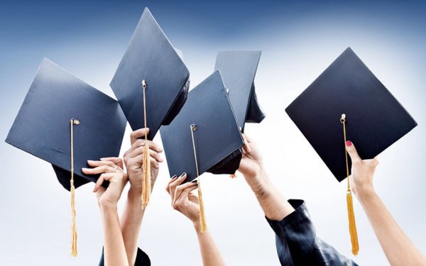 Окончание университета