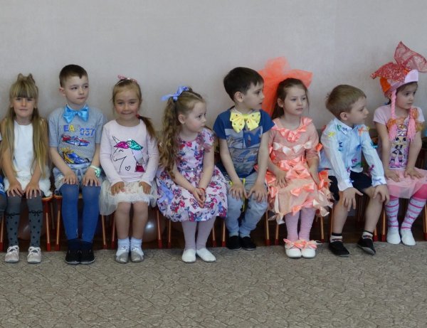 Праздник бантиков в детском саду фото