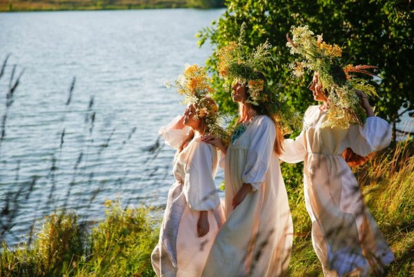 Иван Купала (Иванов день, Купальская ночь)