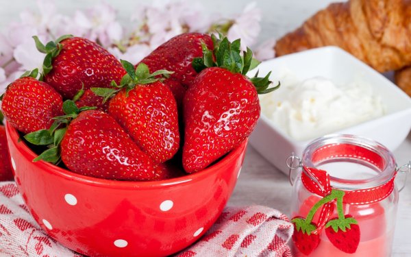 Сочная клубника