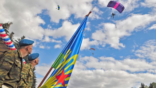 Флаг ВДВ десант