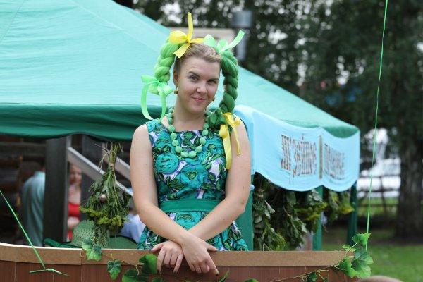 Праздник огурца в Суздале