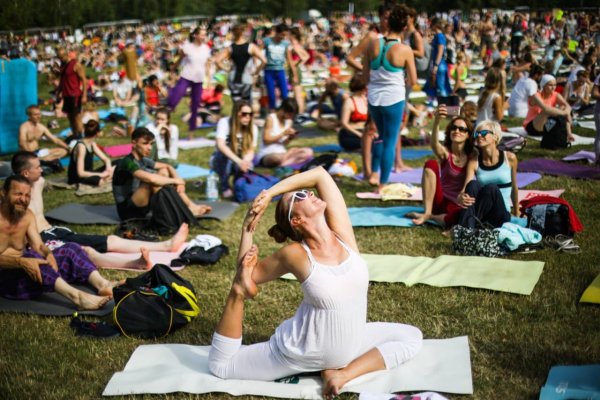 День йоги в России