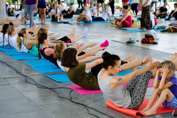 Йога в Елабуге с Андреем сребянским