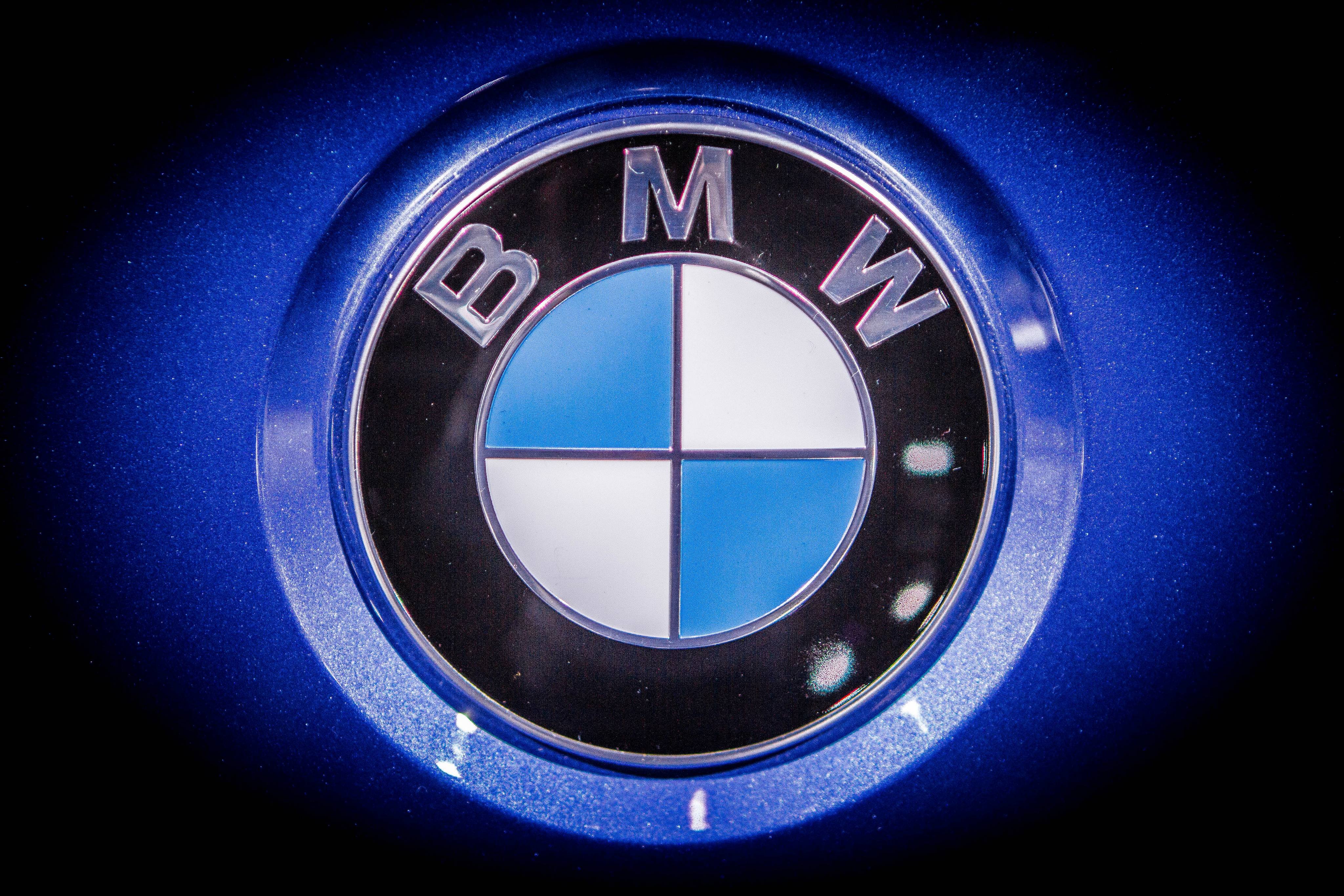 Логотип бмв