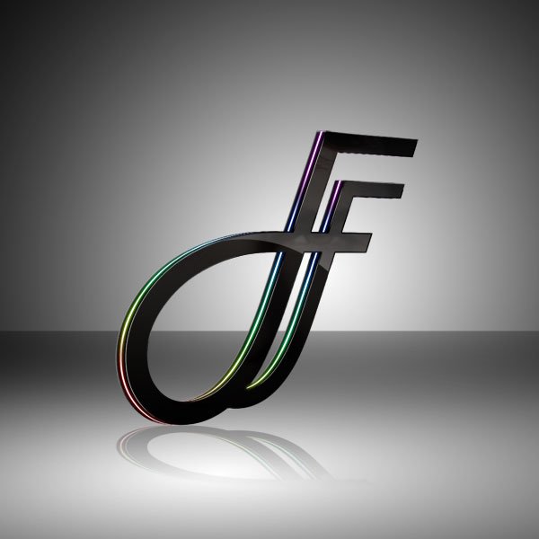 Экстравагантные логотипы