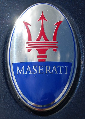 Maserati логотип