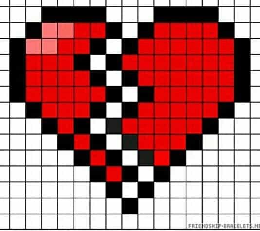 Сердечко в клеточку в тетради