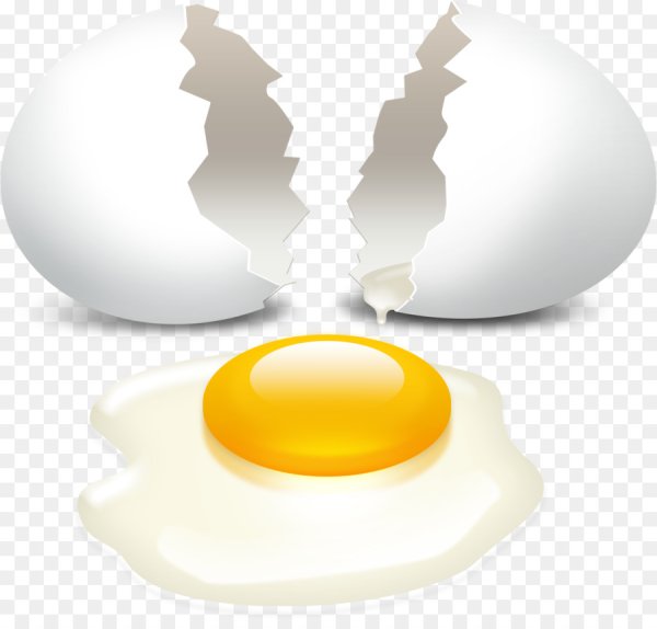 Разбитое яйцо на белом фоне