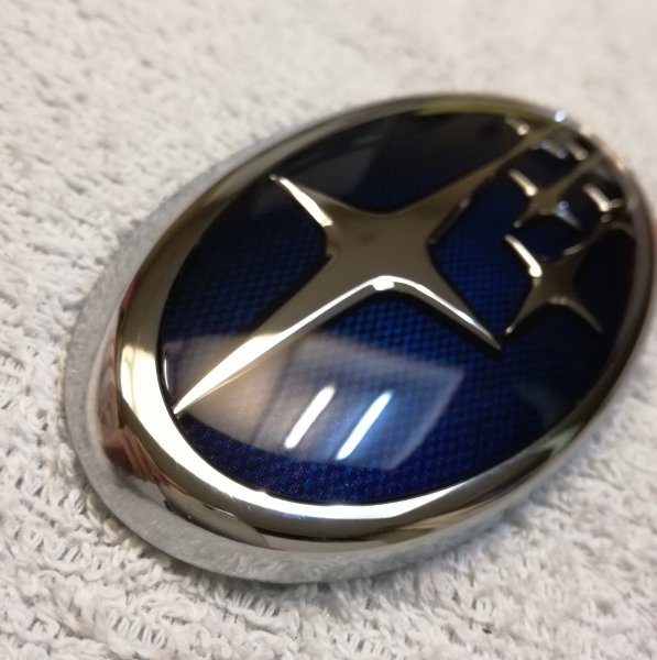 Эмблема Субару Леворг