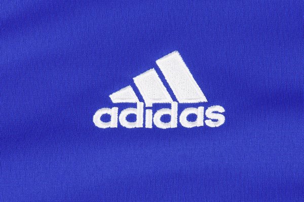 Ярлык адидас