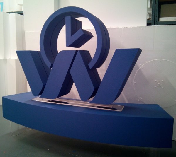 Объемный логотип компании