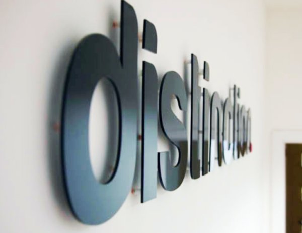 Объемные несветовые буквы в интерьере