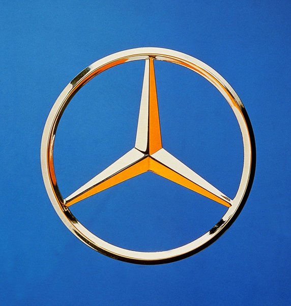 Mercedes Benz logo
