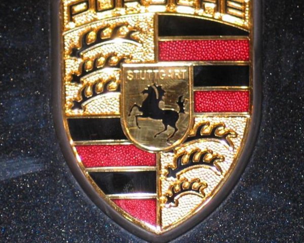 Порше Кайен знак