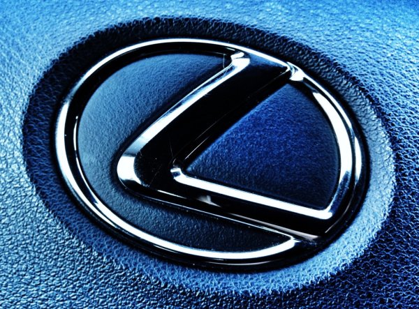 Знак Лексус