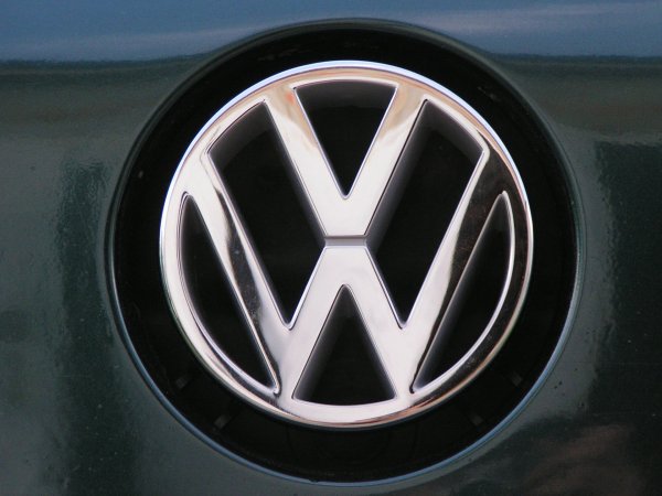 Фольксваген Туарег значок
