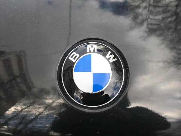 Эмблема BMW классическая 82 мм