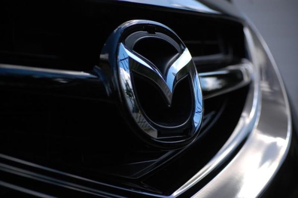 Старый логотип Мазда