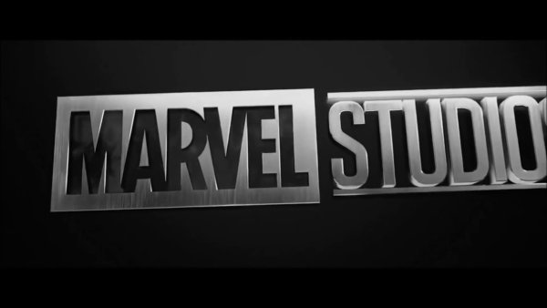 Marvel логотип