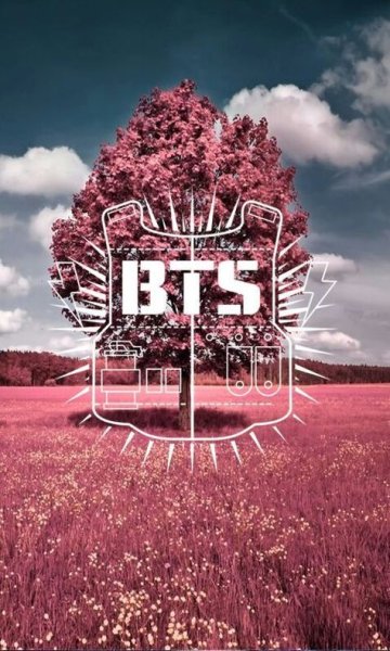 БТС логотип на Красном фоне