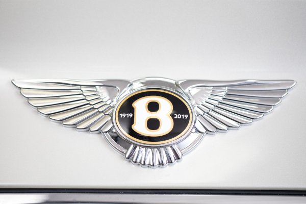 Фирменный знак Бентли