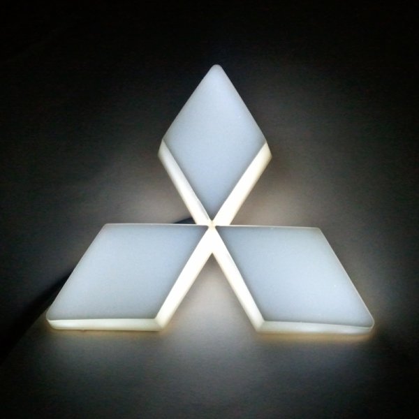 Светодиодный значок Митсубиси Лансер