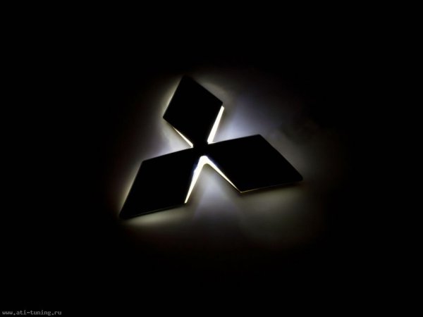 Митсубиси Лансер знак