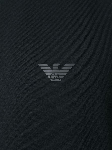 Эмпорио Армани логотип