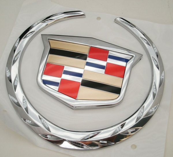 Эмблема Кадиллак Эскалейд