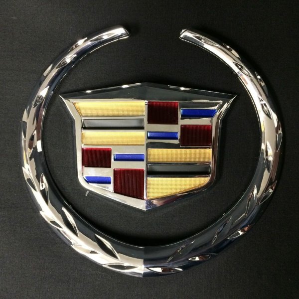 Знак Кадиллак Эскалейд