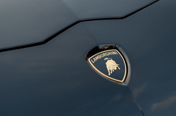 Логотипы брендов автомобилей Ламборгини