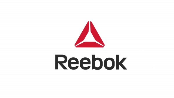 Логотип Reebok на белом фоне