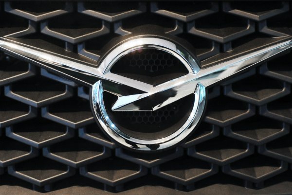 Ульяновский автомобильный завод эмблема