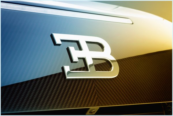 Знак Бугатти Вейрон