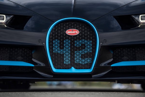 Bugatti Chiron логотип